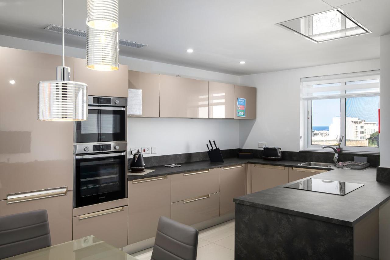 Spacious, Modern & Cosy 2 Bedroom 2 Bathroom Apartment - St. Julians Saint Julian's Exterior photo